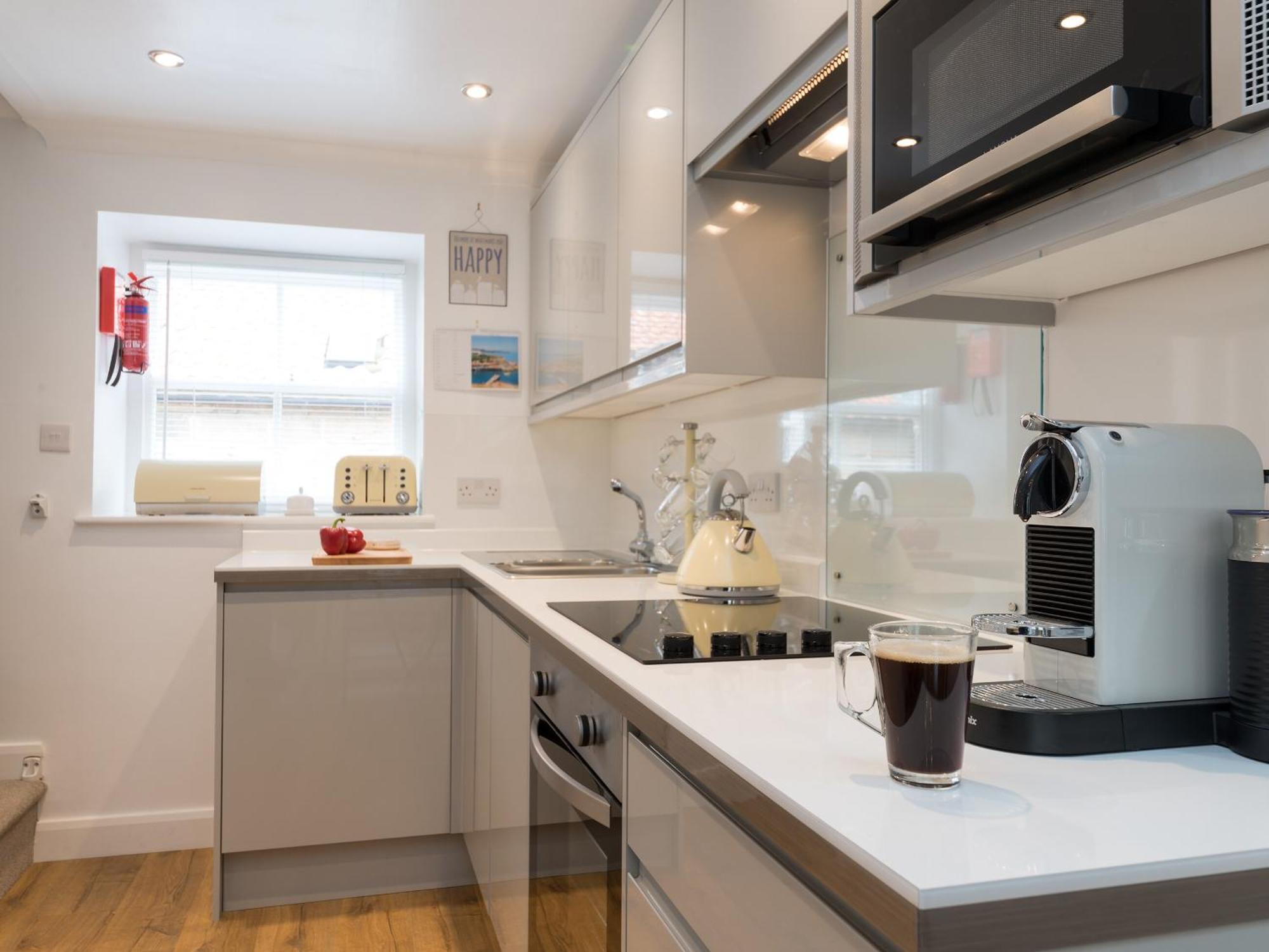 One Beckside Cottage Стейтес Экстерьер фото